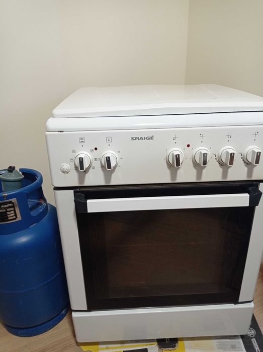 Комбинирана готварска печка с газова бутилка