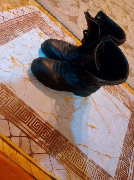 Берцы сатылады..