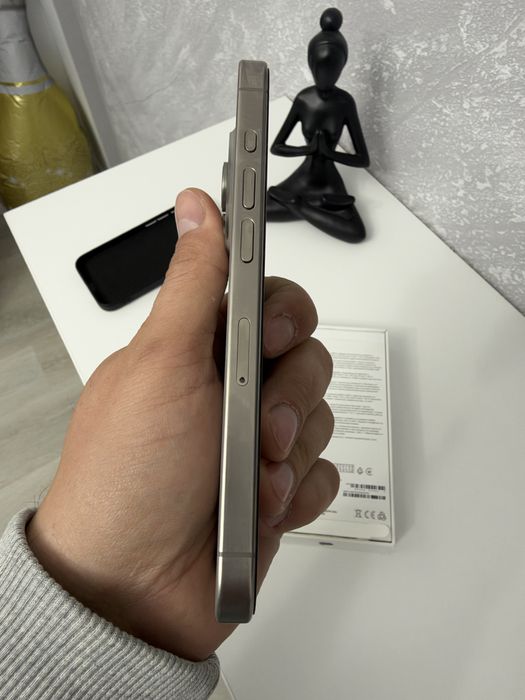 Vand Iphone 15 PRO
