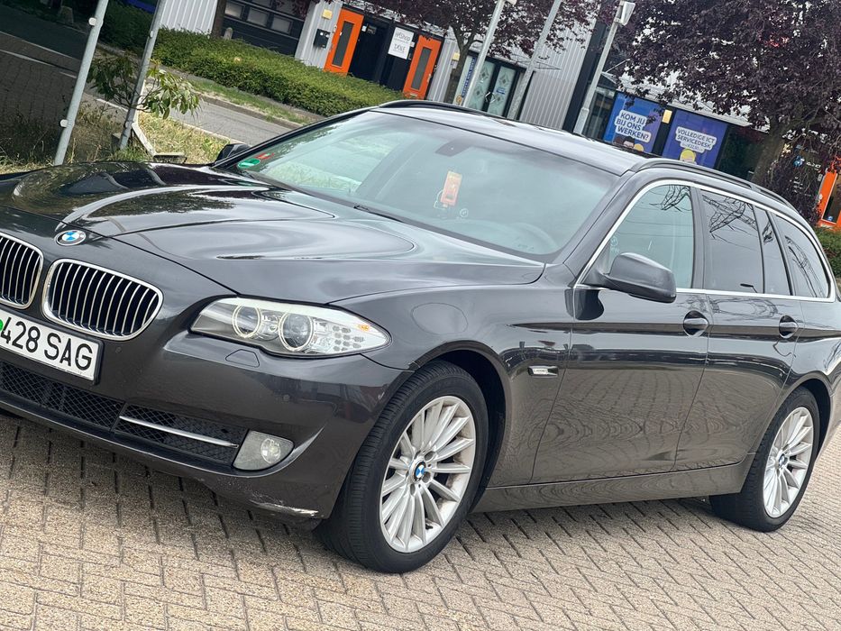 BMW Seria 5 2012 — imagine 2