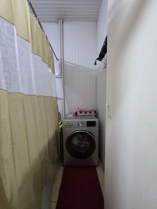 Chimgan yalong‘och 2 xona 3 xona qilingan uy sotiladi