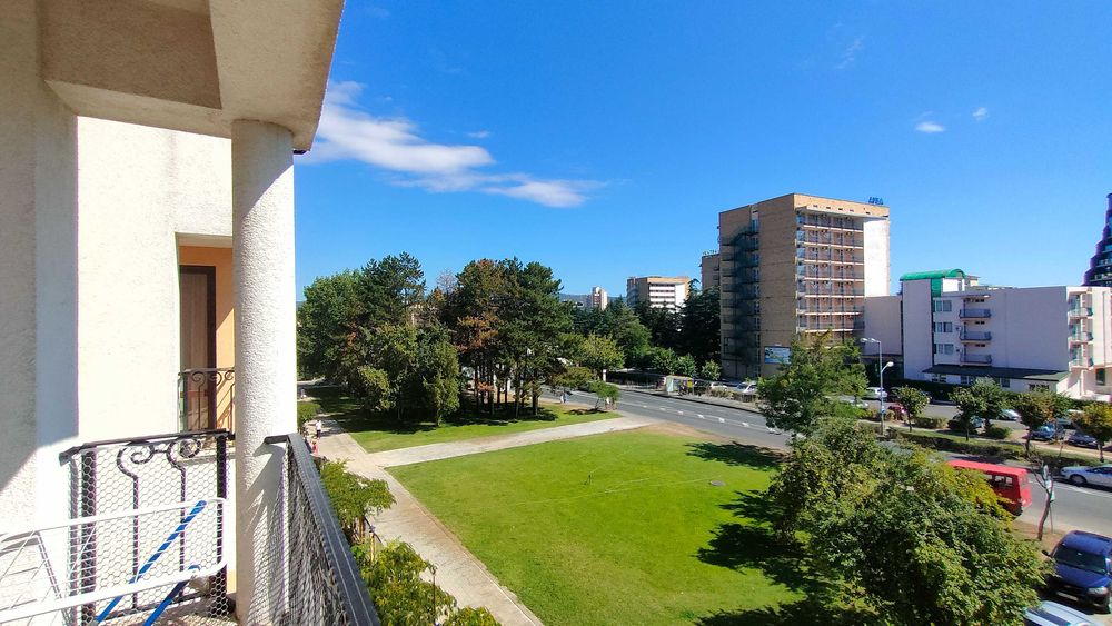 Едностаен апартамент в  луксозен комплекс " Роял Сан" център на курорт