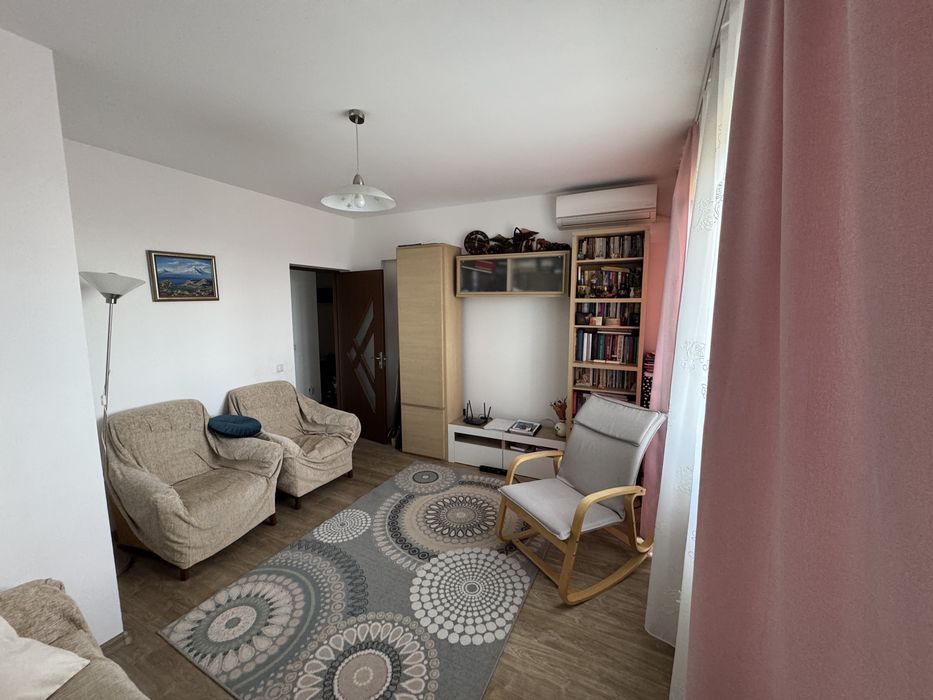 Apartament 3 camere 70 m2/mobilat/parcare Leroy Bragadiru