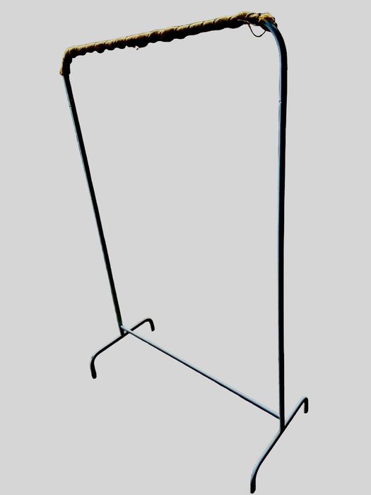 Стойки для одежды