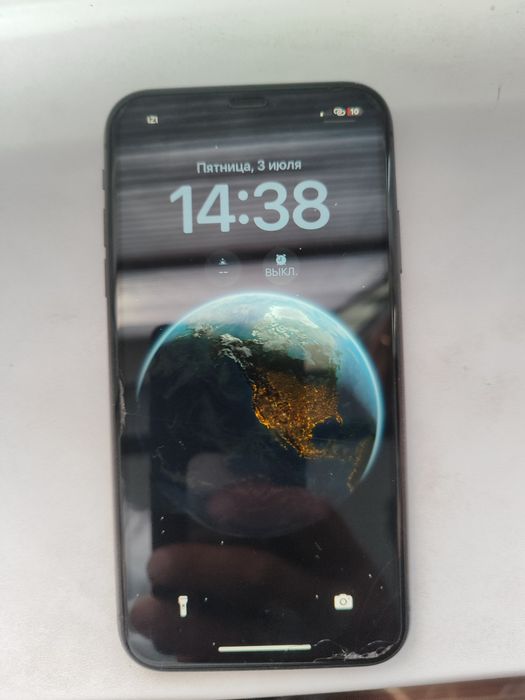 iPhone 11 с 128 гигабайтом