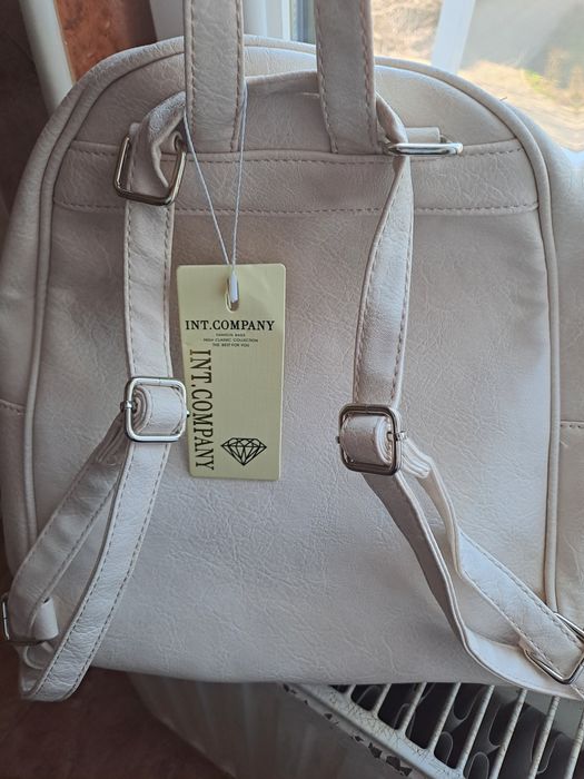 Vand rucsac nou damă.