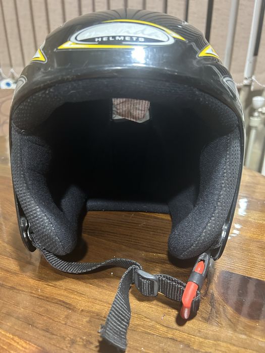 Детска каска размер 54