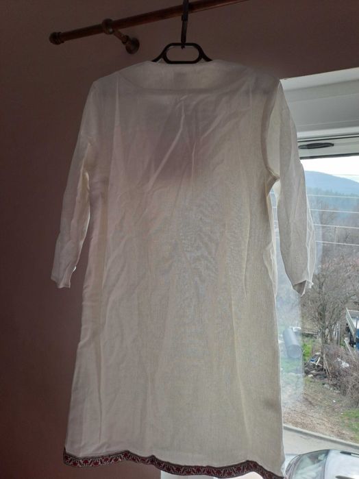 Нова рокля с народни мотиви – размер М