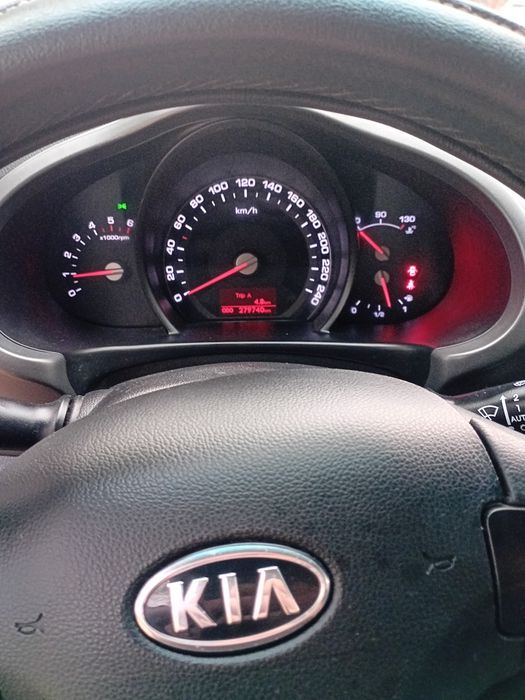 Vând Kia Sportaje 2012 motor 1,7 crdi