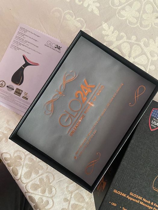 GLO24K neck & face massager+, aparat facial Nou din SUA