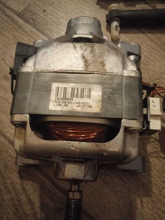 indesit  wil 82 на запчасти