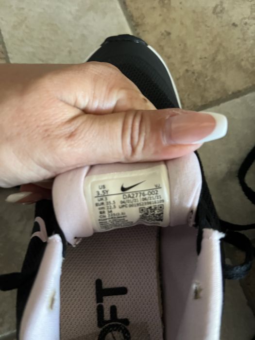 Маратонки Nike 35.5