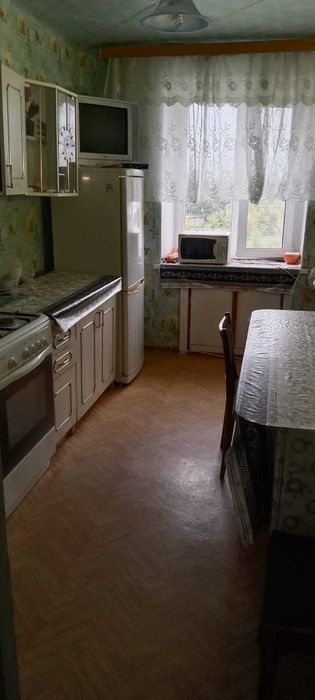 Продам 4х комнатную квартиру