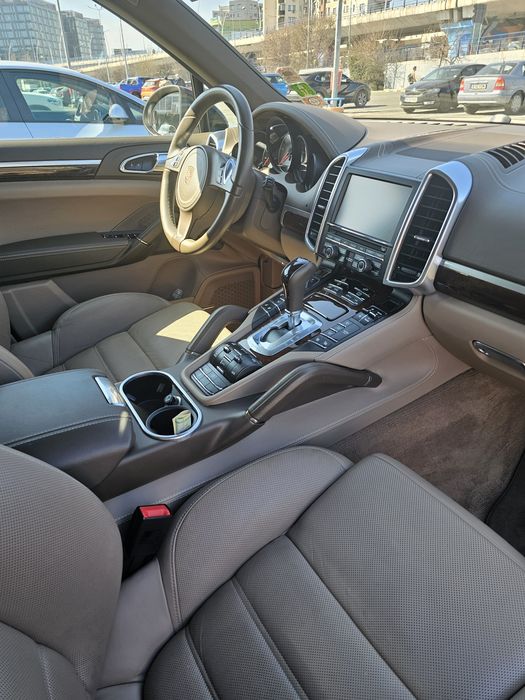 PORSCHE Cayenne 2014 — imagine 3