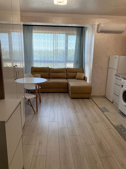 Дава се под наем Едностаен апартамент в Пловдив, Христо Смирненски - 40 кв.м за 335 € - Снимка #1