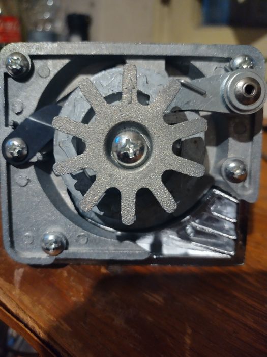 Монетник за Монета от 1 Евро за Вендинг Машина за Топчета