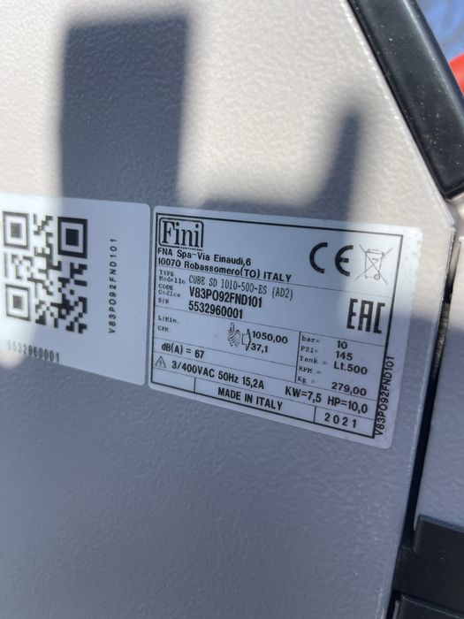 Compresor cu surub Fini 7,5kw cu rezervor 500l si uscator aer An 2021