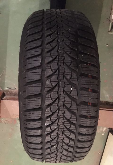 Гума 215/55 R16 - нова!