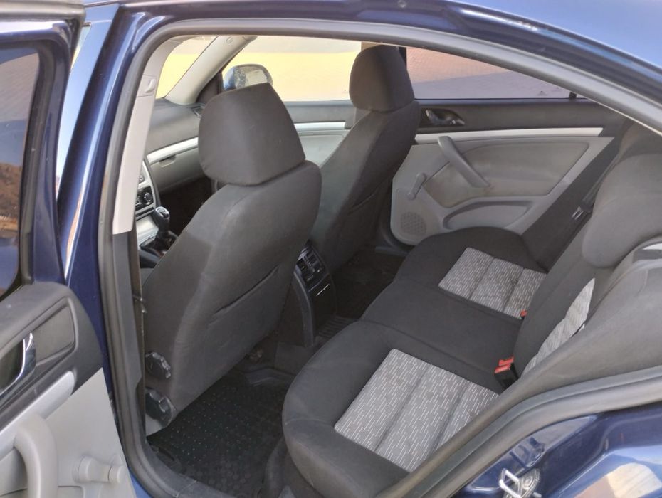 URGENT - Skoda Octavia - motor 1.6 TDI 105 CP, consum mic 5%