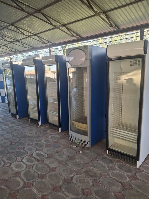 Холодильники для магазина