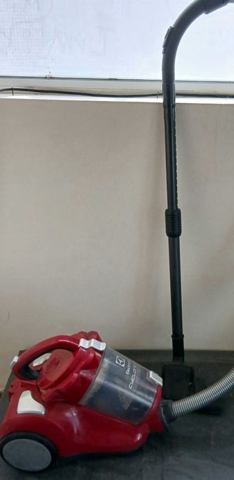 Прахосмукачка  Electrolux