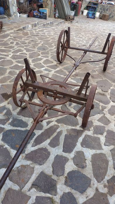 Căruță de ponei de vânzare