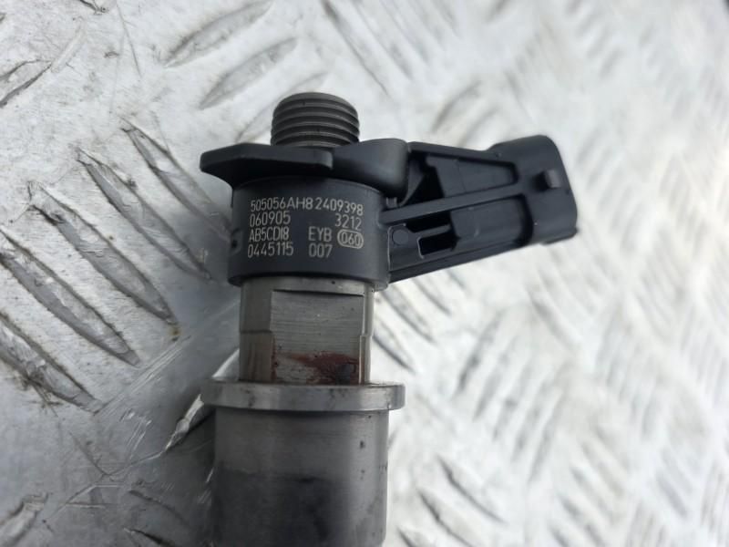 Injector Opel Vivaro 2.0 dci; 2.0 cdti M9R