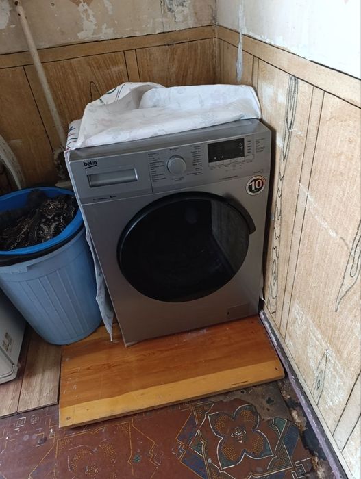 Стиральная машинка автомат