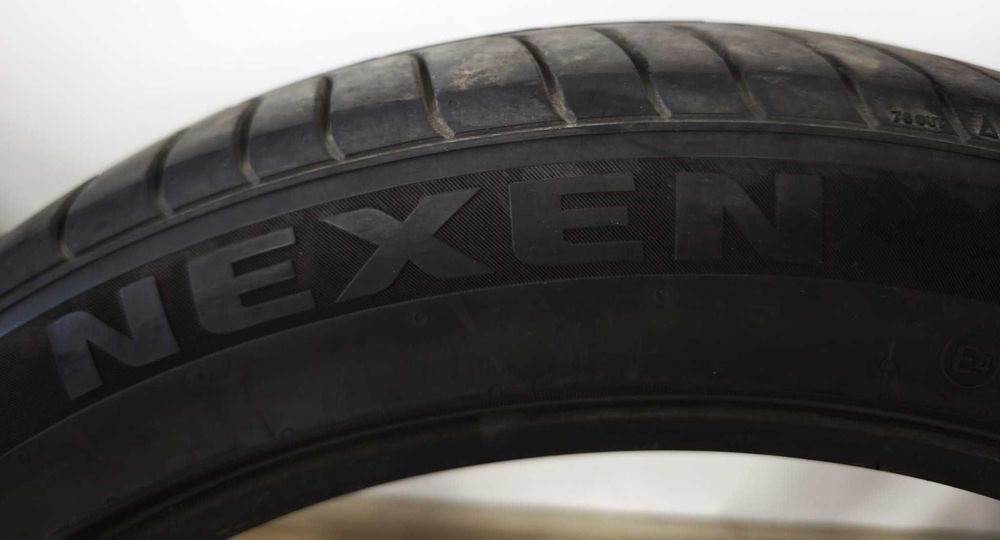 Vand anvelope vara Nexen NFera Sport / R19 - doua latimi