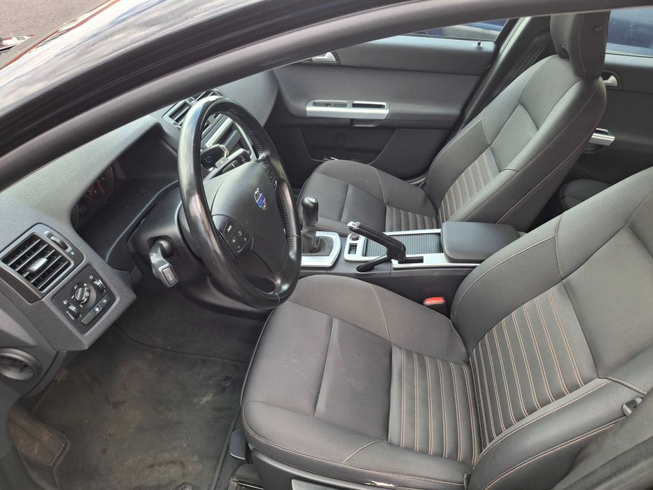 Volvo s40 1.6 diesel 2011 în stare impecabila