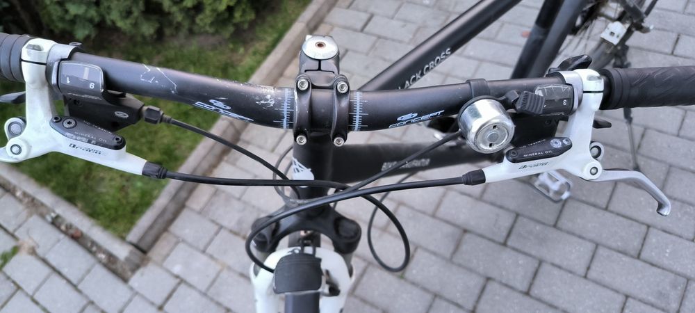 Bicicleta trekking Black Cross mărime L