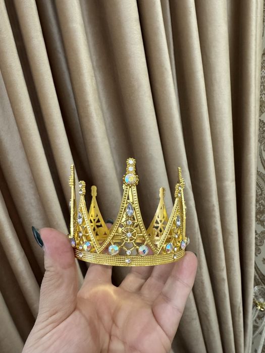 Продается Корона на торт