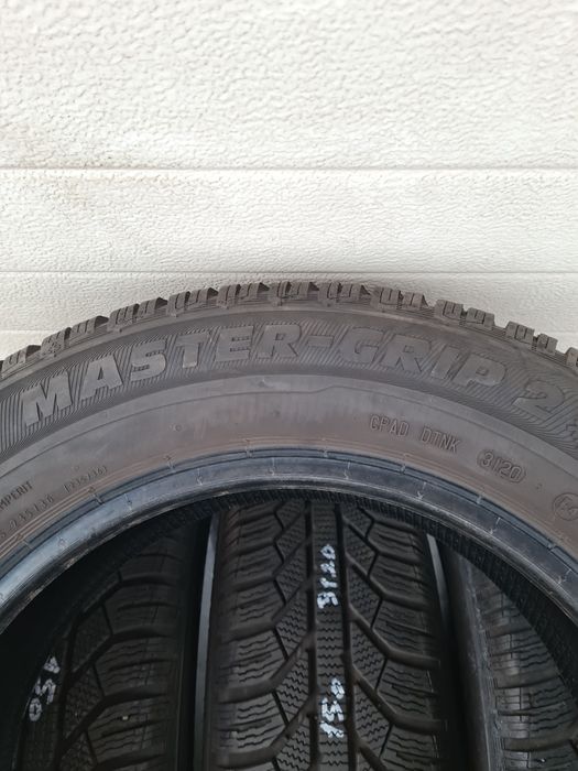 Зимни гуми 4 броя SEMPERIT MsterGrip2 185 65 R15 дот 3120