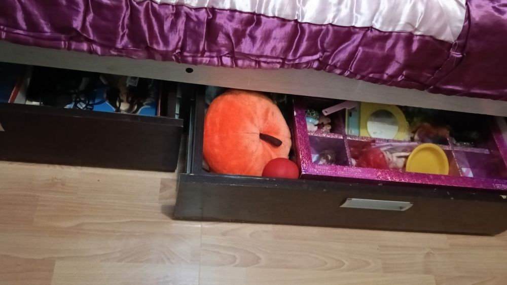 Продам кровать 10000