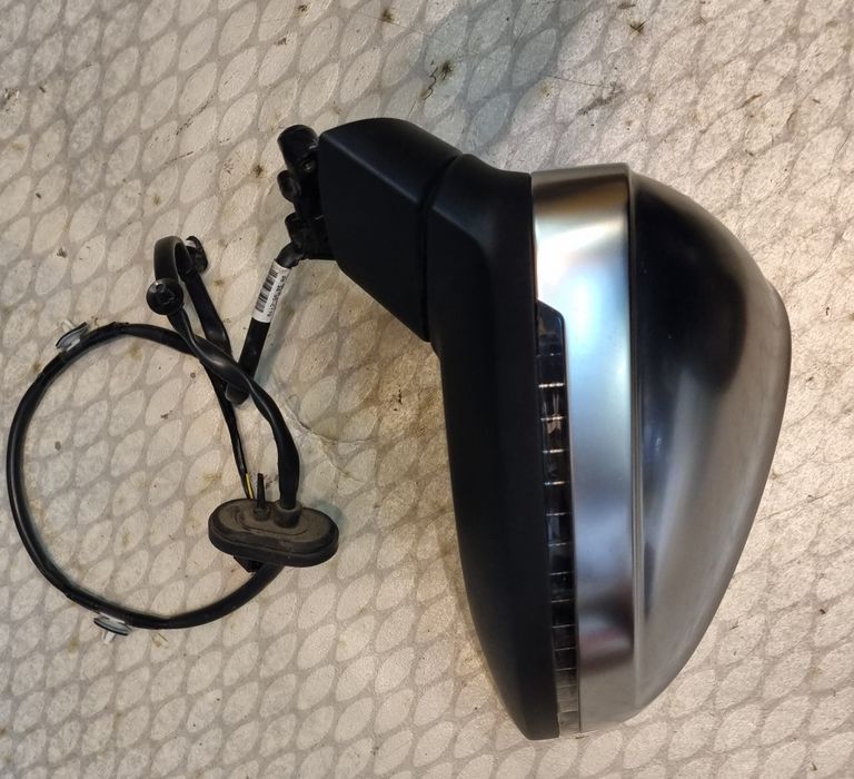 Audi A5 S5 B9,Преден капак, огледало, крик, високоговорители