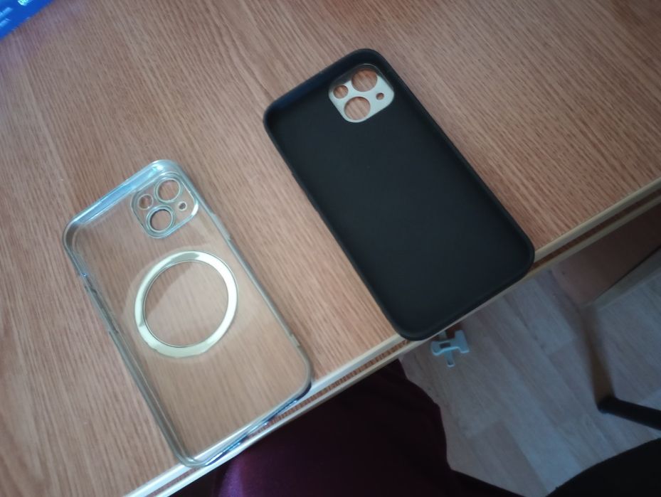 Huse iPhone 13 simplu