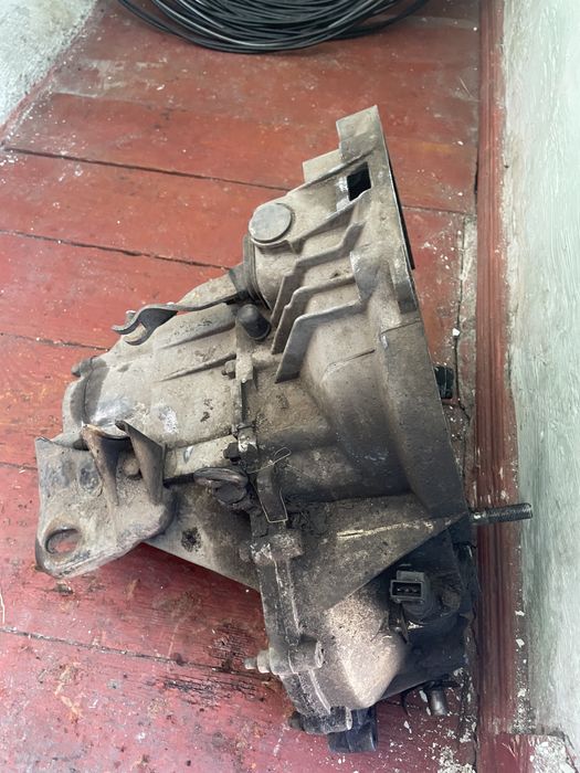 Продам коробку передач