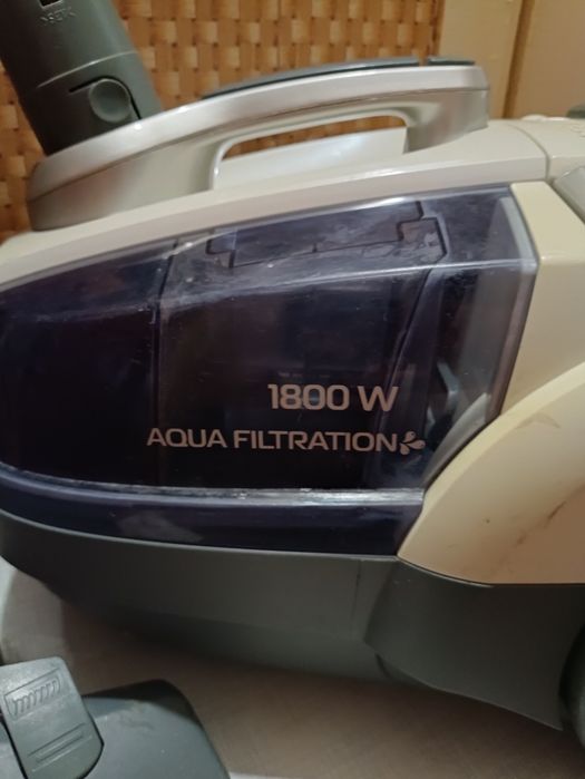 Продам пылесос Bitek
