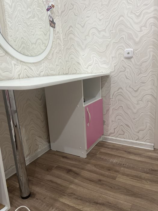 Стол письменный