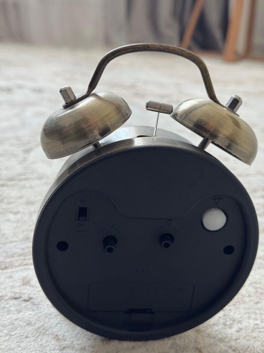 Ретро-современные часы