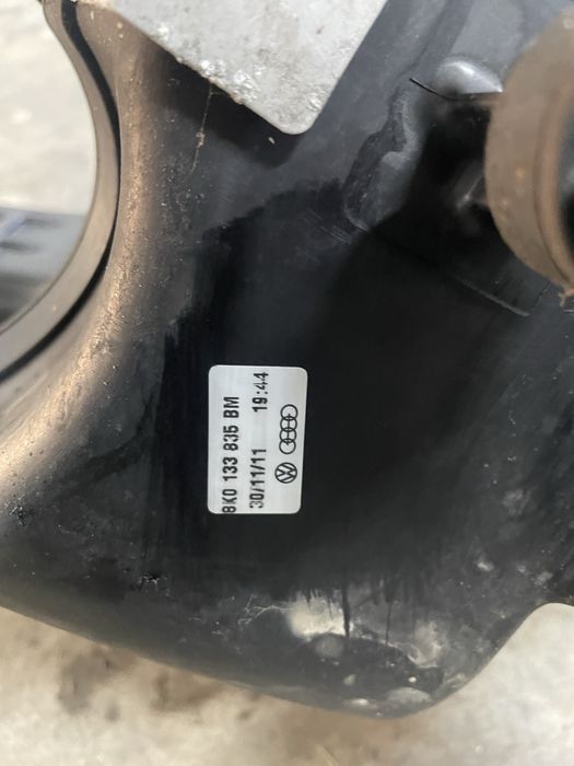 Carcasa filtru aer Audi A4 A5 B8 2.0 2.7 3.0