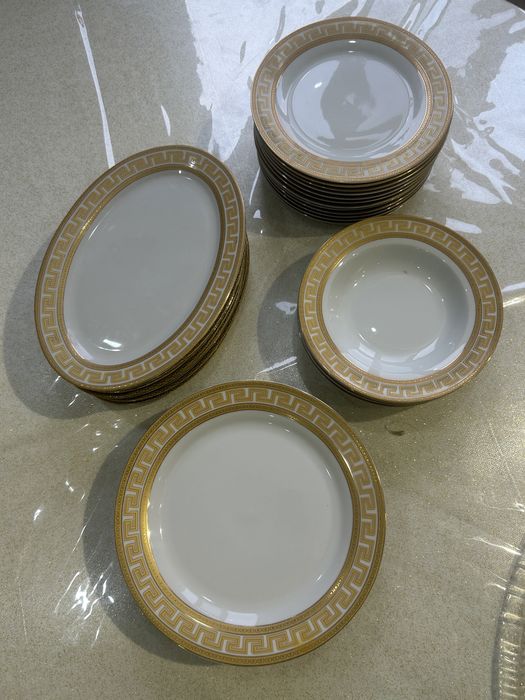 Продается тарелки