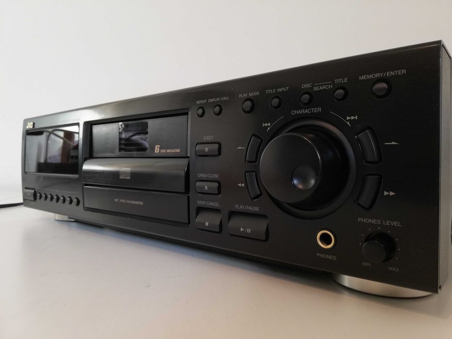 CD Player Automatic changer JVC model XL-M 516 - Impecabil/Malaysia
