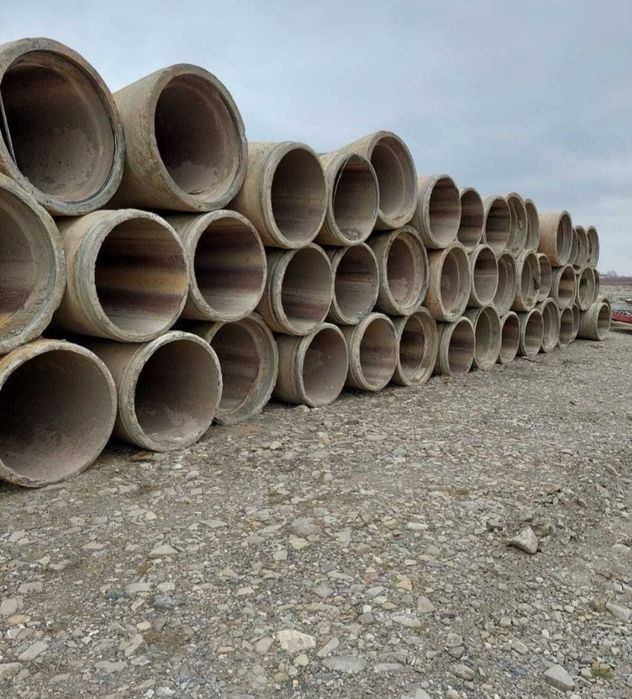 Tuburi din beton armat diferite dimensiuni