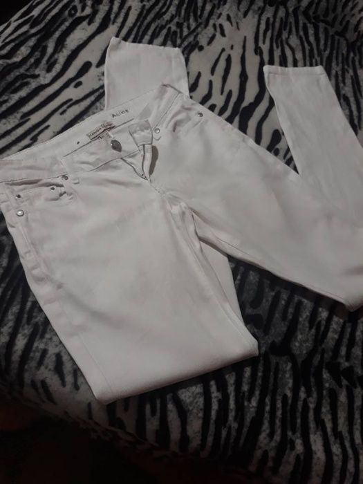 MANGO Бели Дънки