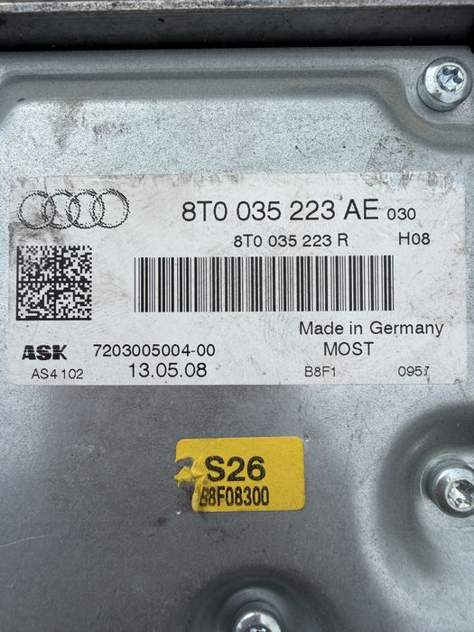 Statie / Amplificator Audi A4 A5 Q5 Q7 : 8T0035223AH / 8R0035223F