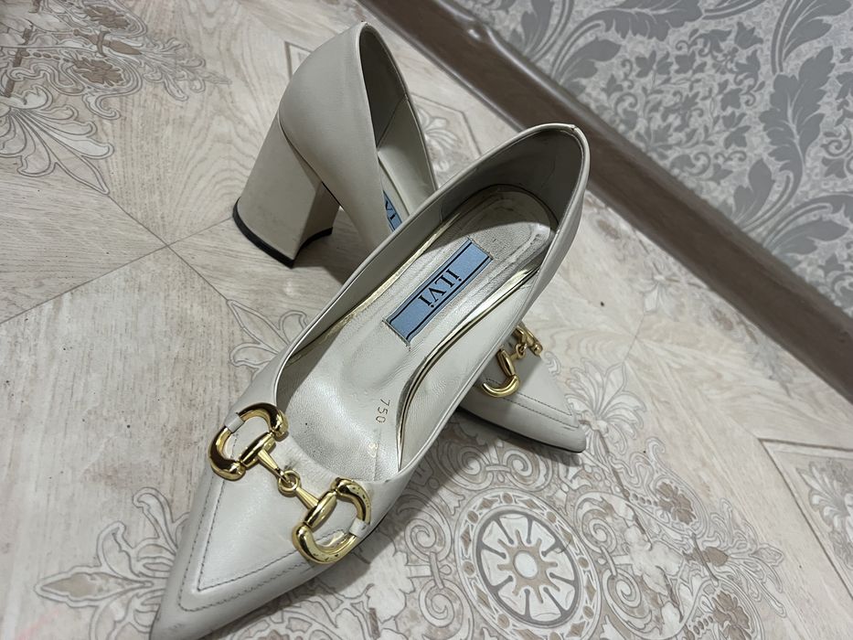 Почти новые, кожанные