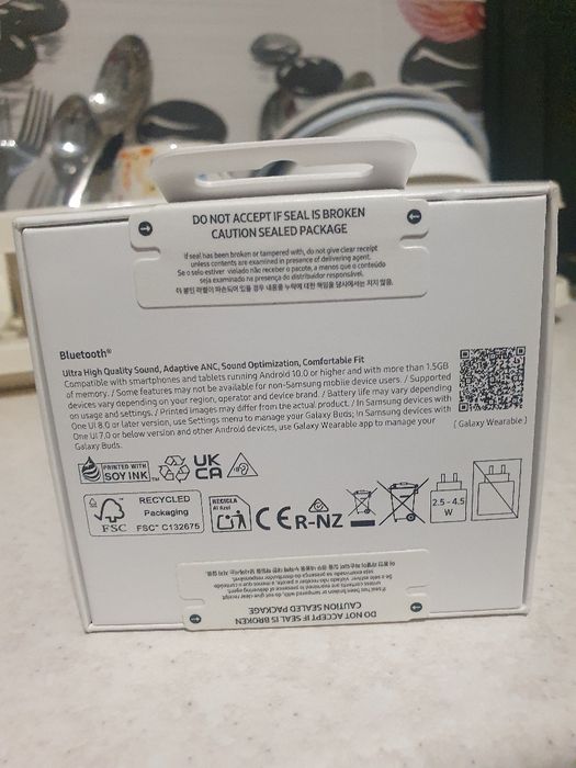 Galaxy bads 3 наушники