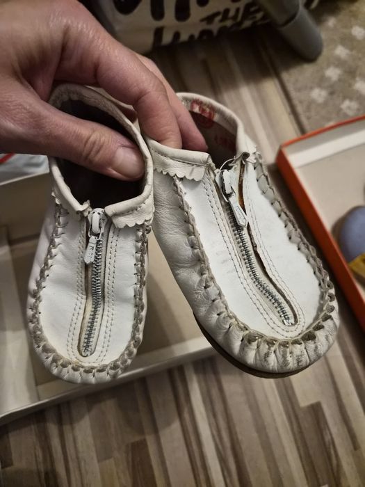 Подарявам различни артикули