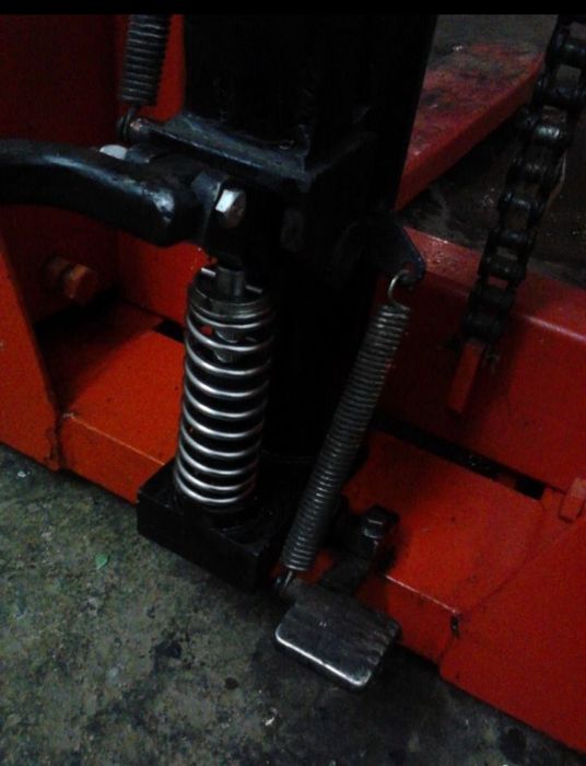 Ремонт Рохли и гидравлических цилиндров..
